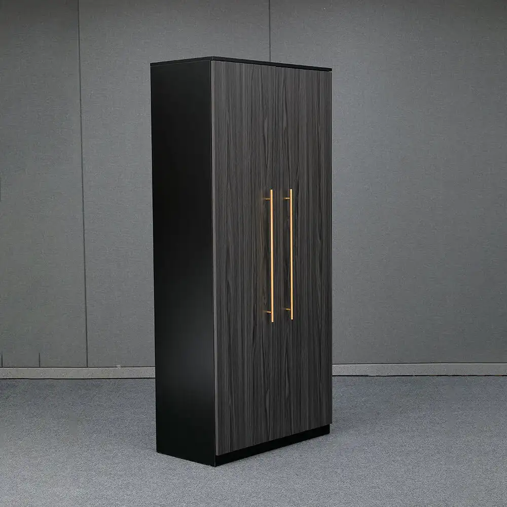 2-türiger Hotelschrank 1