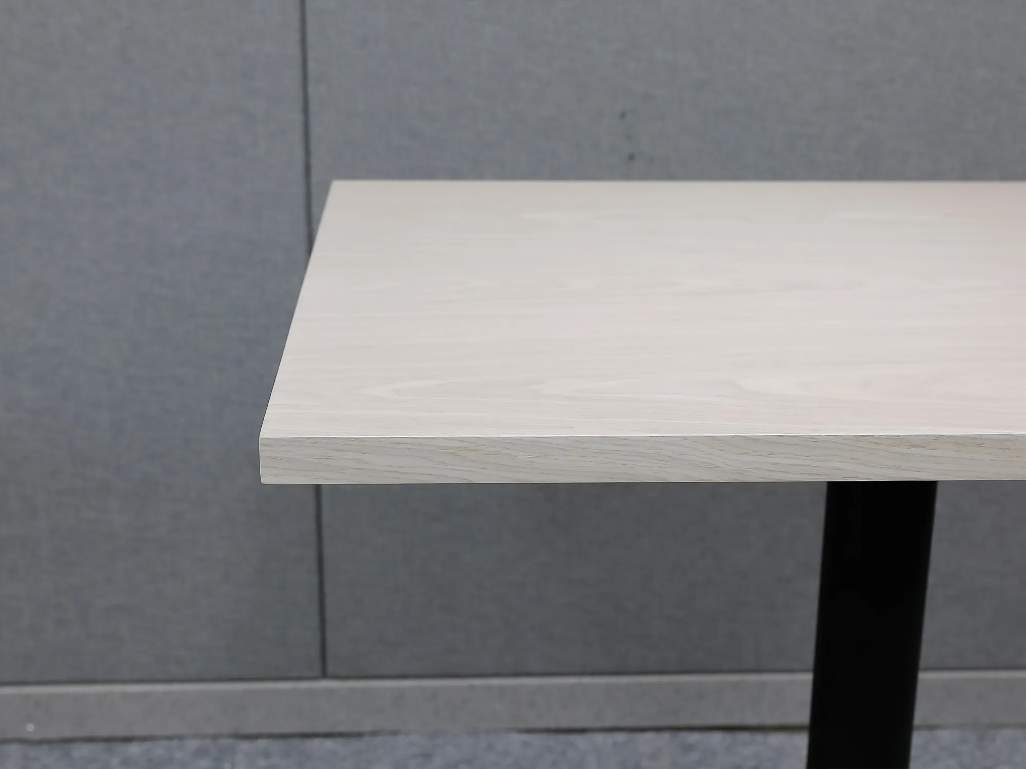 Hotel Room with Dining Table Negotiated - - GCON 4