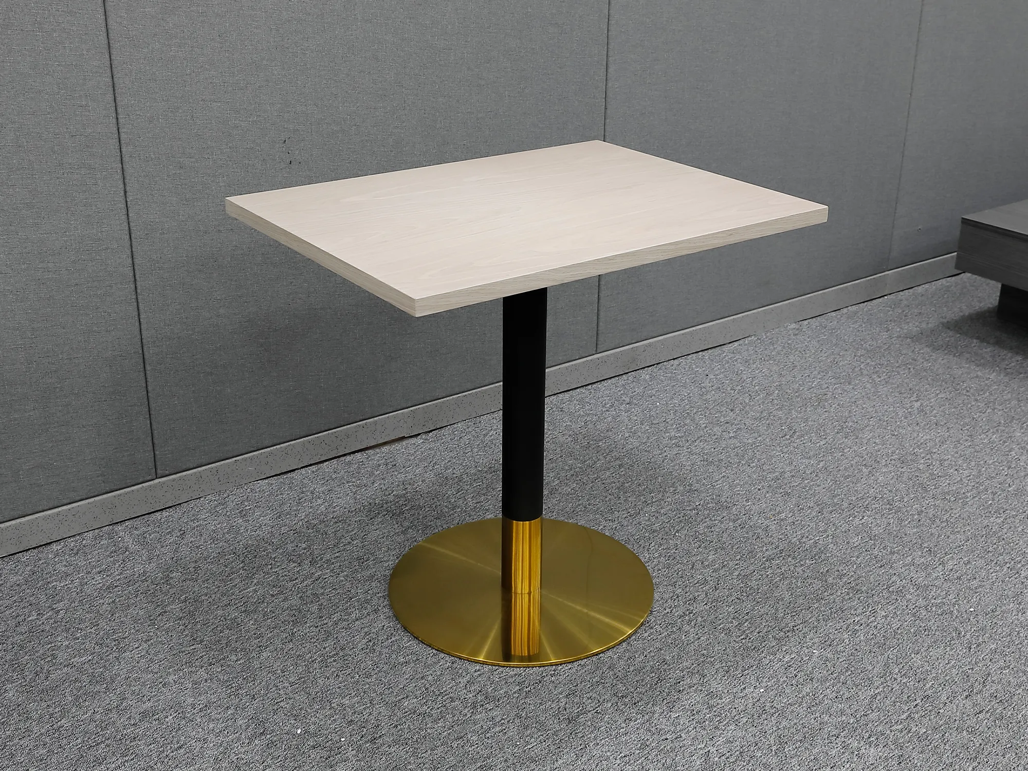 Hotel Room with Dining Table Negotiated - - GCON 3