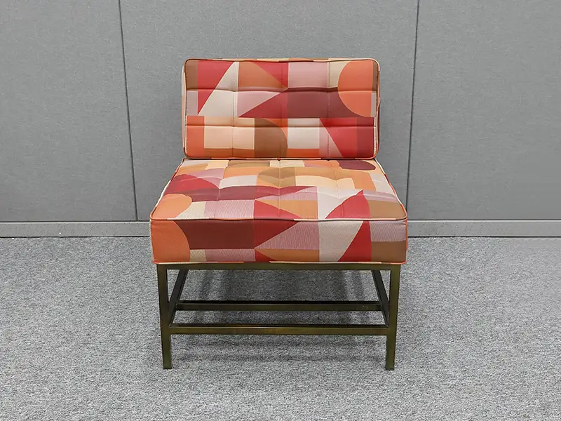 GCON Chaise d'appoint carrée moderne 8939-c, monoplace en cuir capitonné avec revêtement coloré et cadre en métal 1