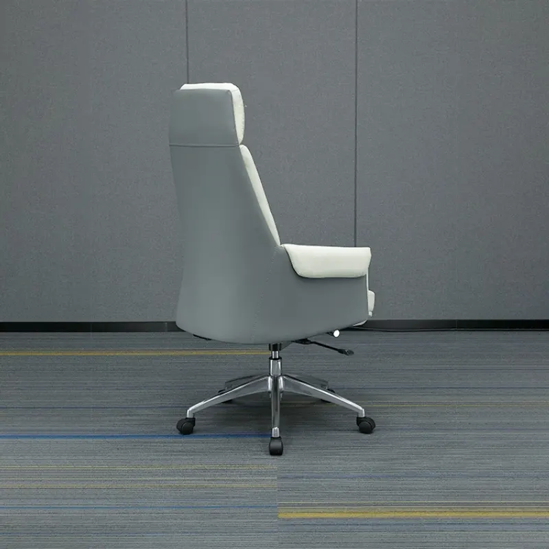 There are 5 aspects to consider when customizing your office desk