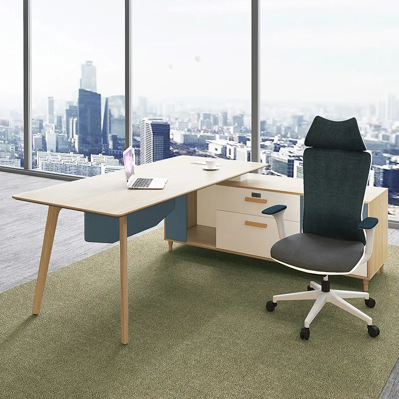 We all know that we should choose comfortable conference chairs in conference rooms, so how should we compare and choose?